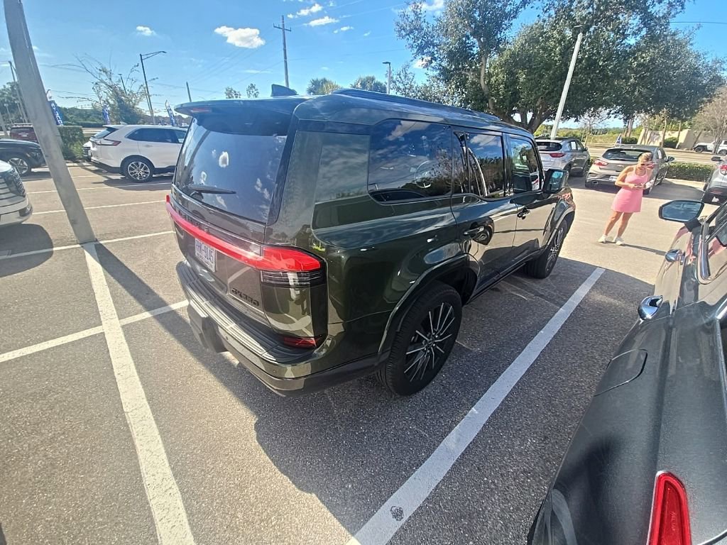 Used 2025 Lexus GX 550 image 8