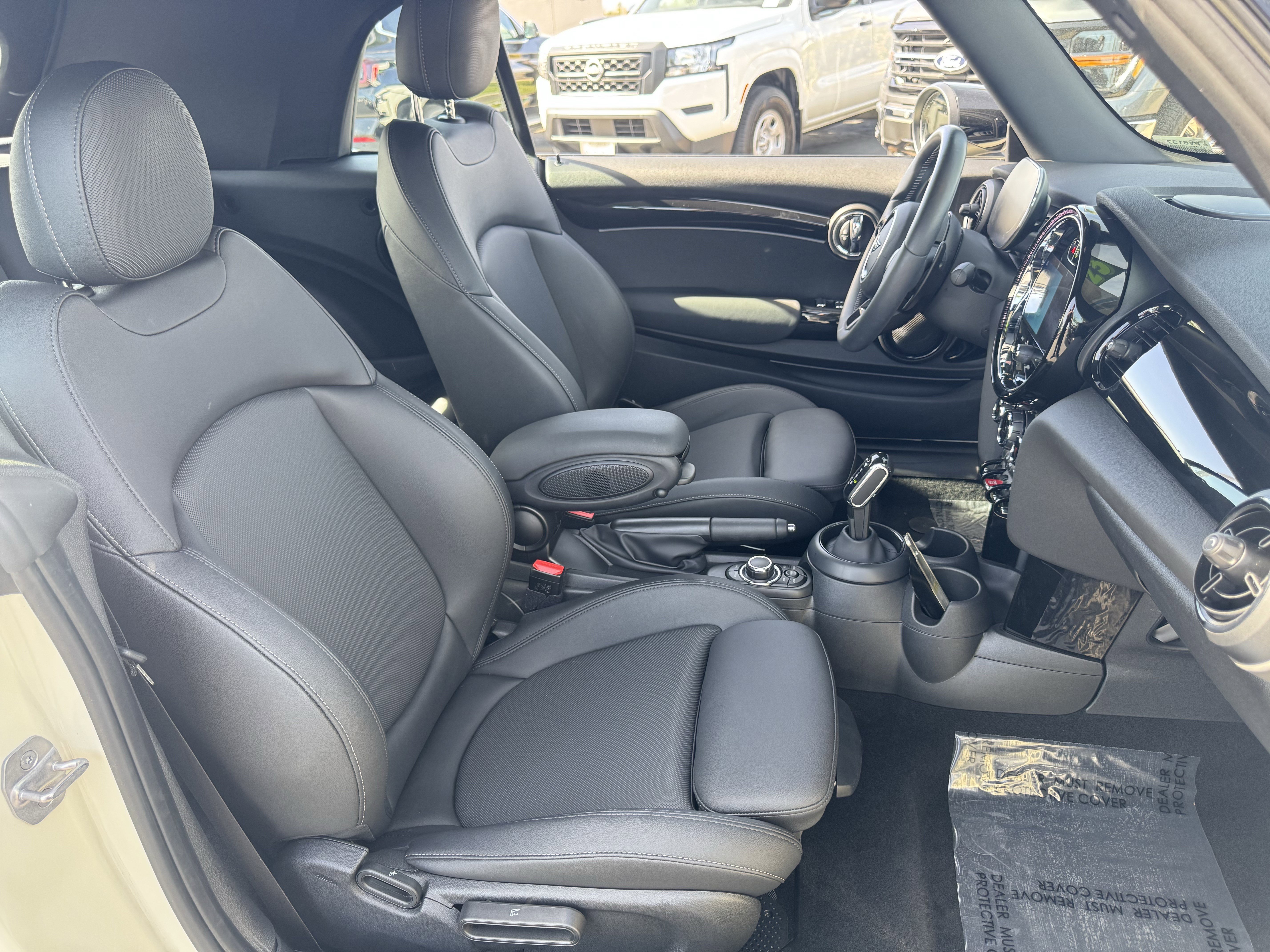 Used 2023 MINI Cooper S image 34
