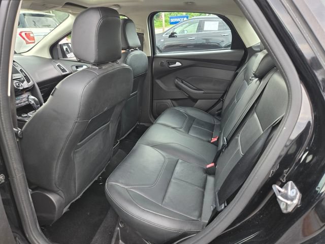 Used 2017 Ford Focus Titanium FWD image 13