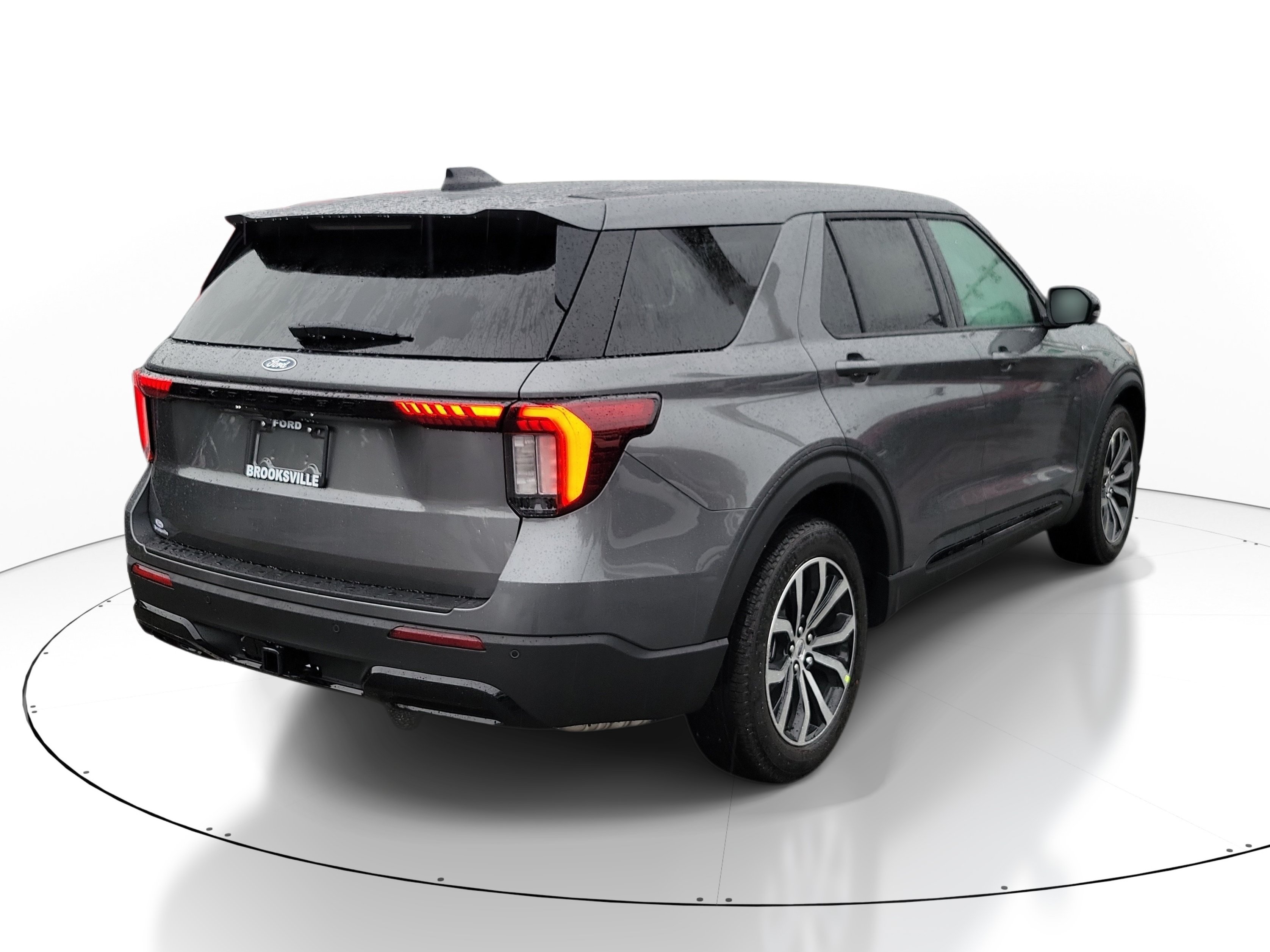 New 2027 Ford Explorer ST-Line RWD image 2