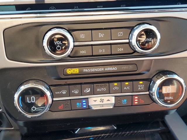 Certified 2022 Ford F350 Platinum image 22