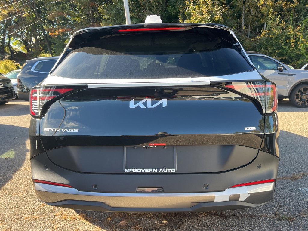 New 2026 Kia Sportage S image 3