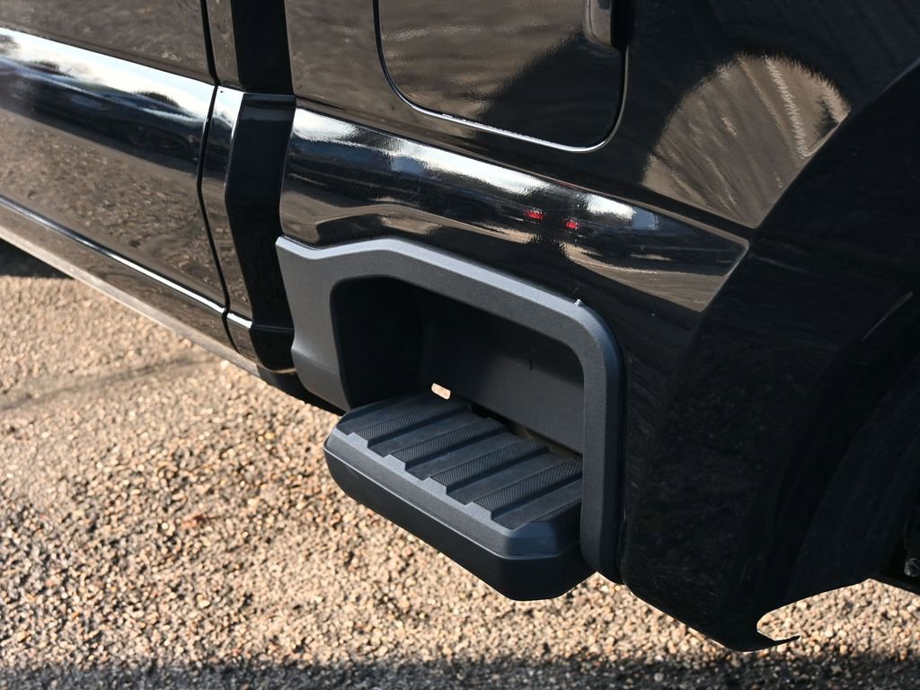 Used 2025 Ford F350 King Ranch w/ Chrome Package image 16