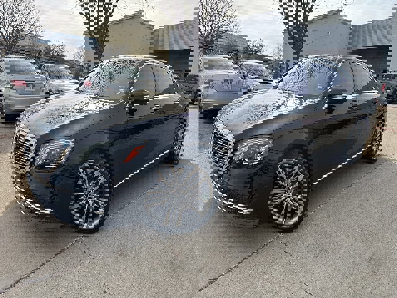 Used 2020 Mercedes-Benz S 450 Sedan image 2