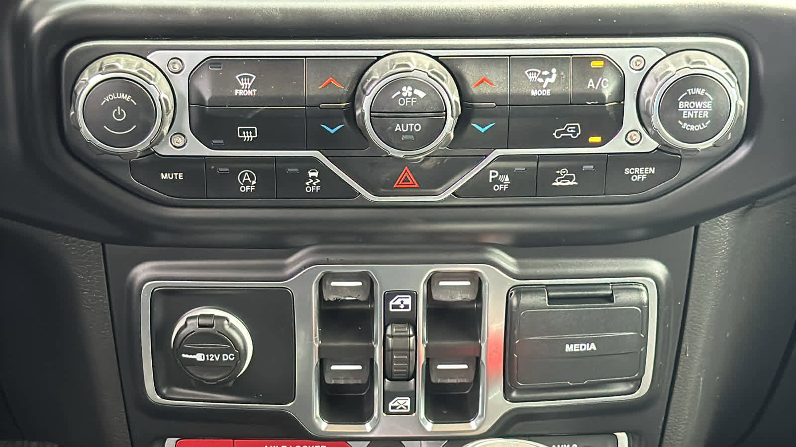 Used 2021 Jeep Gladiator Mojave image 28