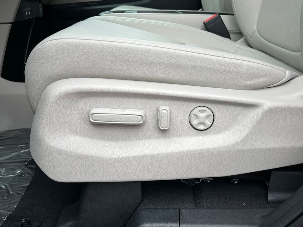 New 2027 Honda Odyssey EX-L image 9