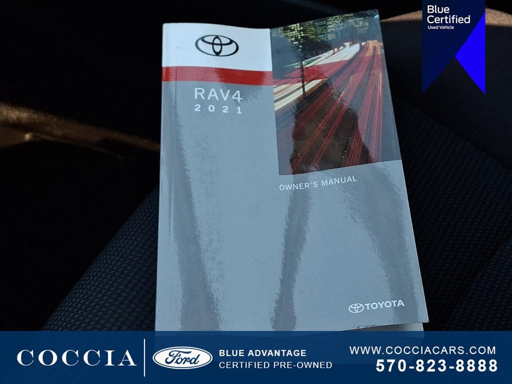 Used 2021 Toyota RAV4 LE AWD/4WD image 25