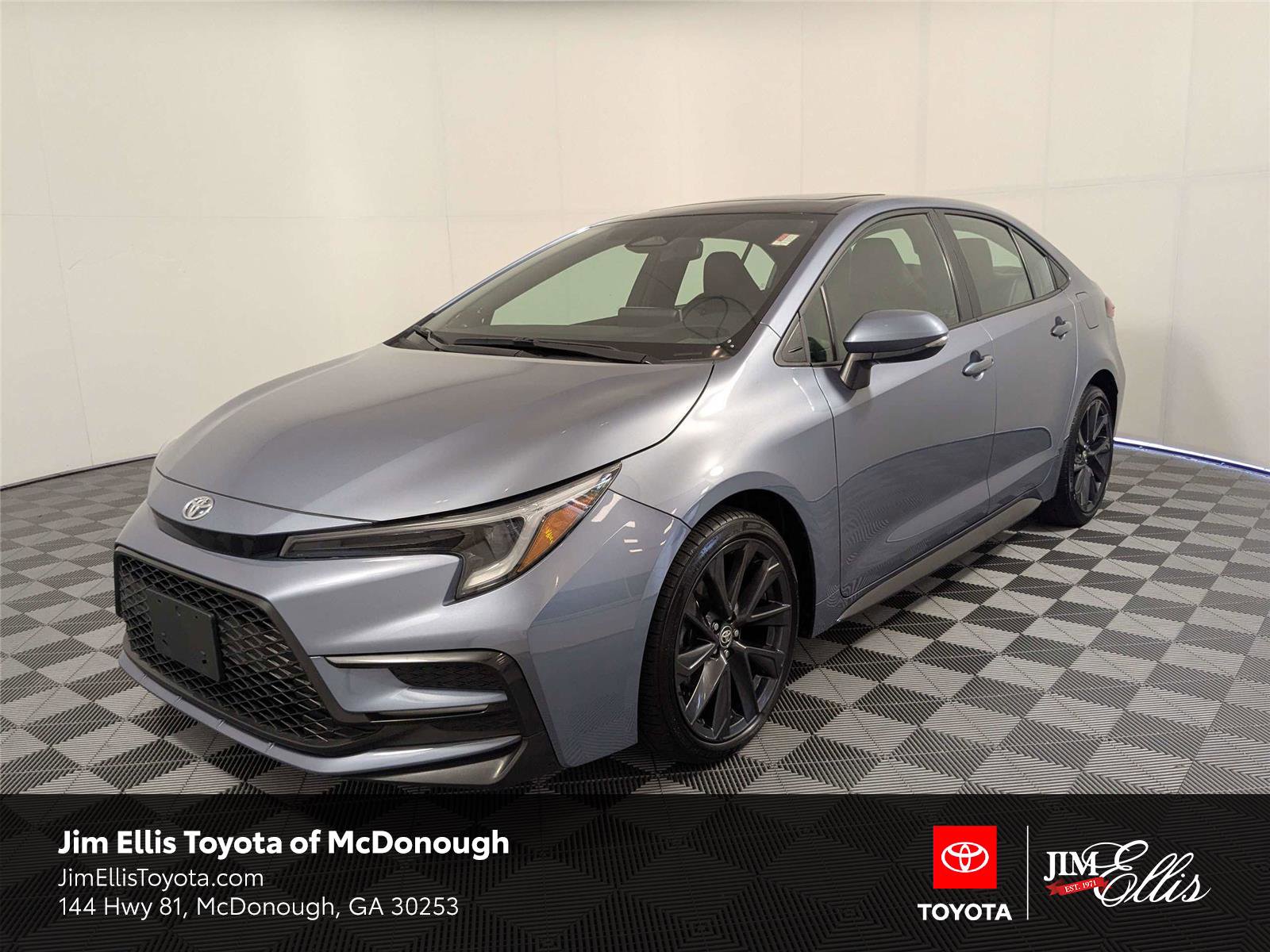 Certified 2023 Toyota Corolla XSE FWD image 1