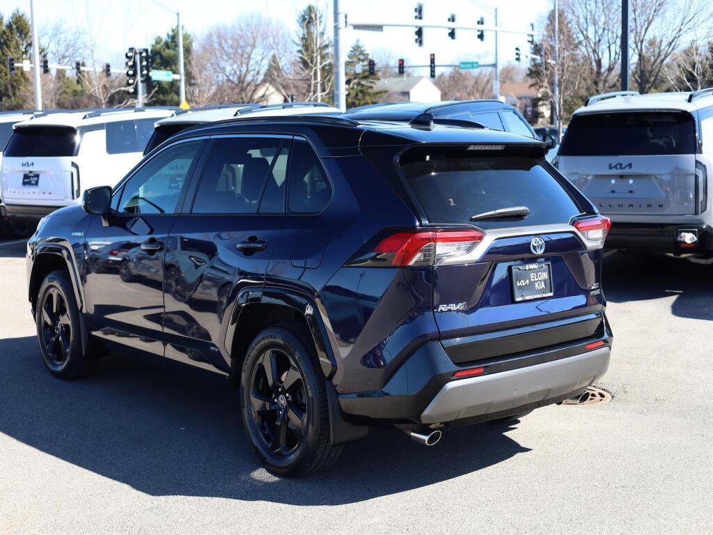Used 2019 Toyota RAV4 XSE w/ XSE Weather Package AWD/4WD image 4