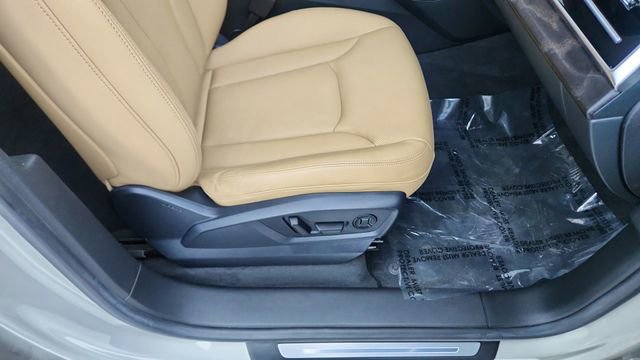 Used 2023 Audi Q8 Premium Plus w/ Premium Plus Package AWD/4WD image 22