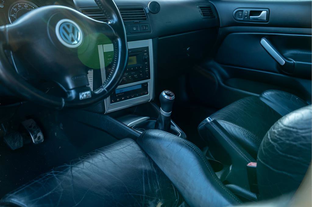 Used 2004 Volkswagen R32 image 26