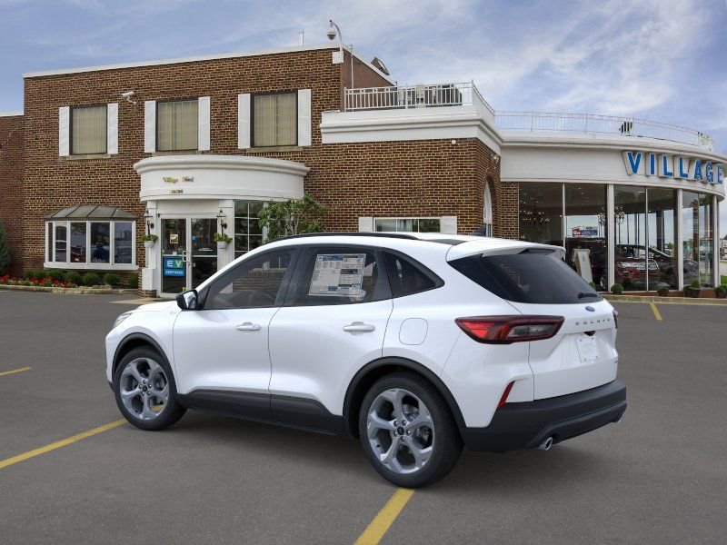 New 2026 Ford Escape ST-Line w/ Tech Pack #1 AWD/4WD image 4
