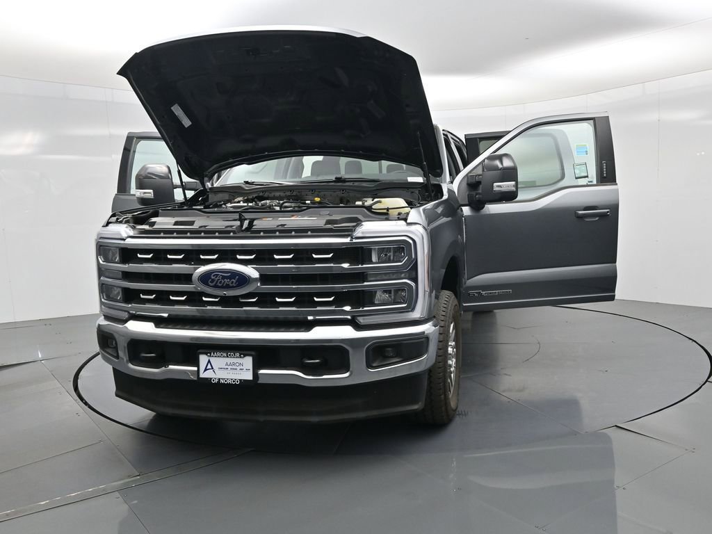 Used 2024 Ford F250 Lariat image 32