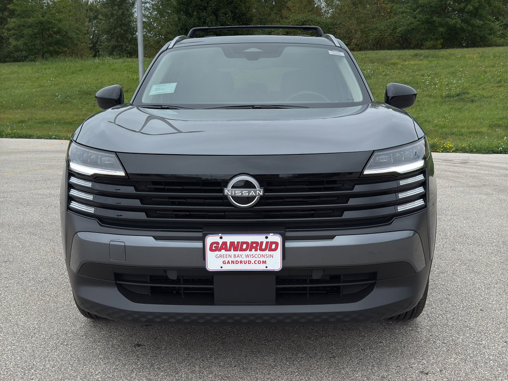 New 2026 Nissan Kicks SV w/ SV Premium Package image 3