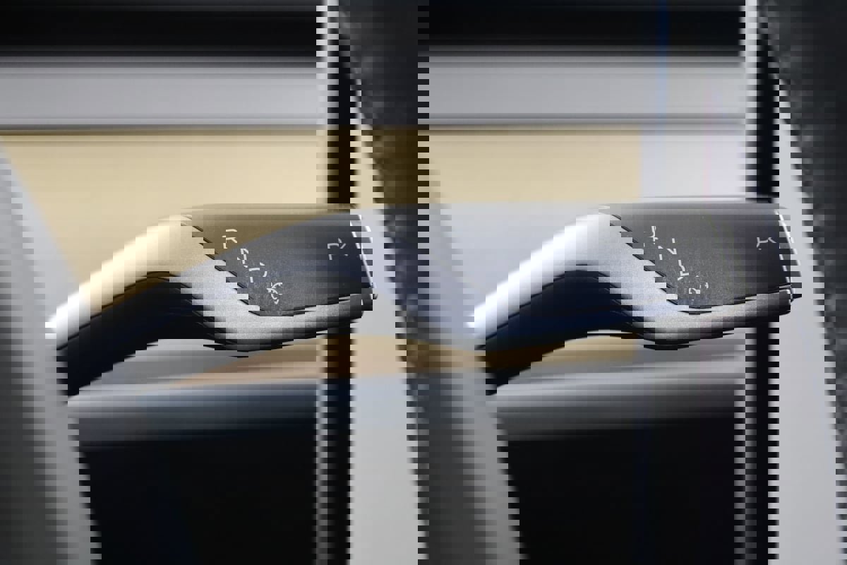 Used 2023 Tesla Model Y Long Range image 7