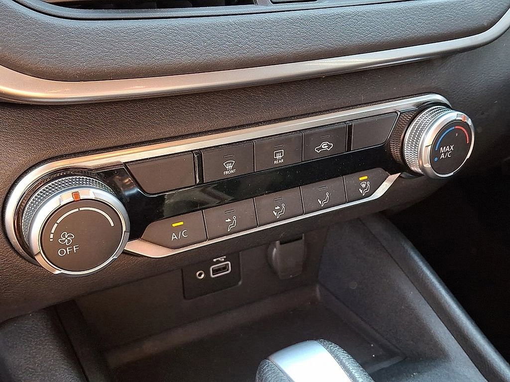 Used 2022 Nissan Altima 2.5 S image 14