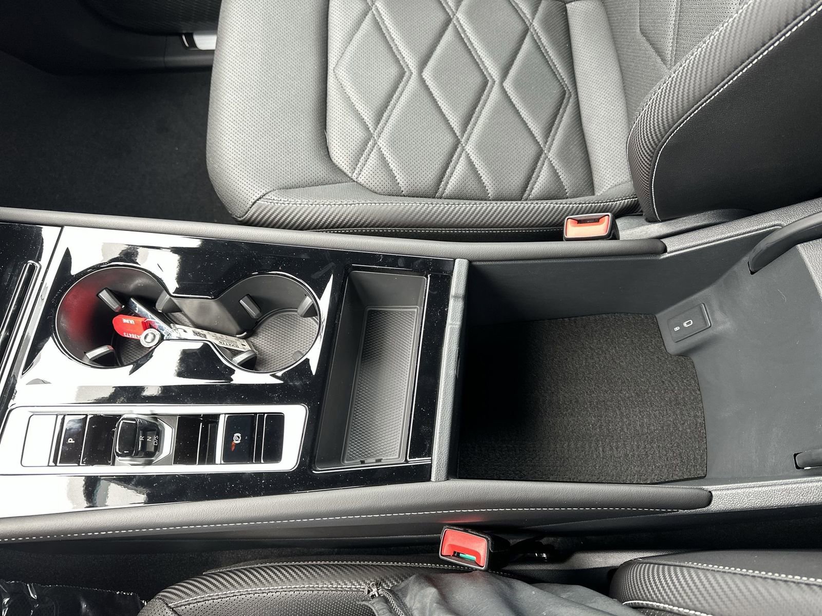 New 2025 Volkswagen Atlas Cross Sport SE image 22