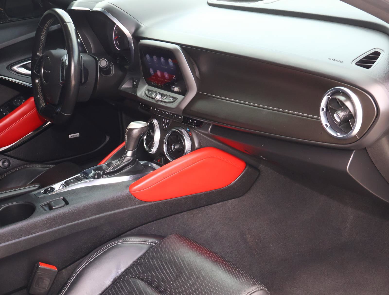 Used 2020 Chevrolet Camaro LT w/ Redline Edition RWD image 16