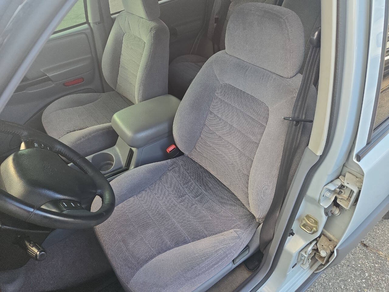Used 1996 Jeep Grand Cherokee Laredo AWD/4WD image 22