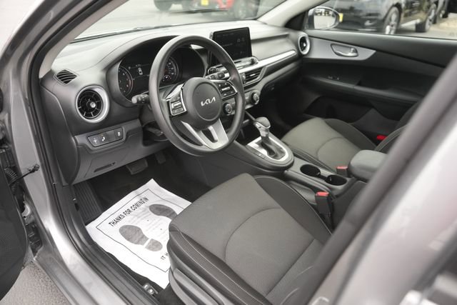 Used 2024 Kia Forte LXS w/ LXS Technology Package image 8