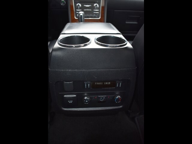 Used 2017 Lincoln Navigator Select image 29
