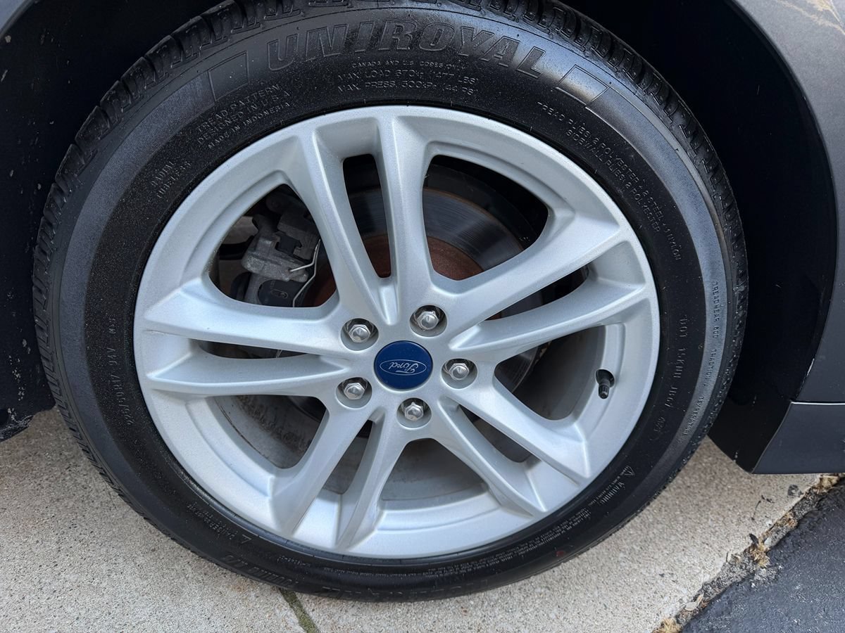 Used 2018 Ford Fusion S FWD image 35