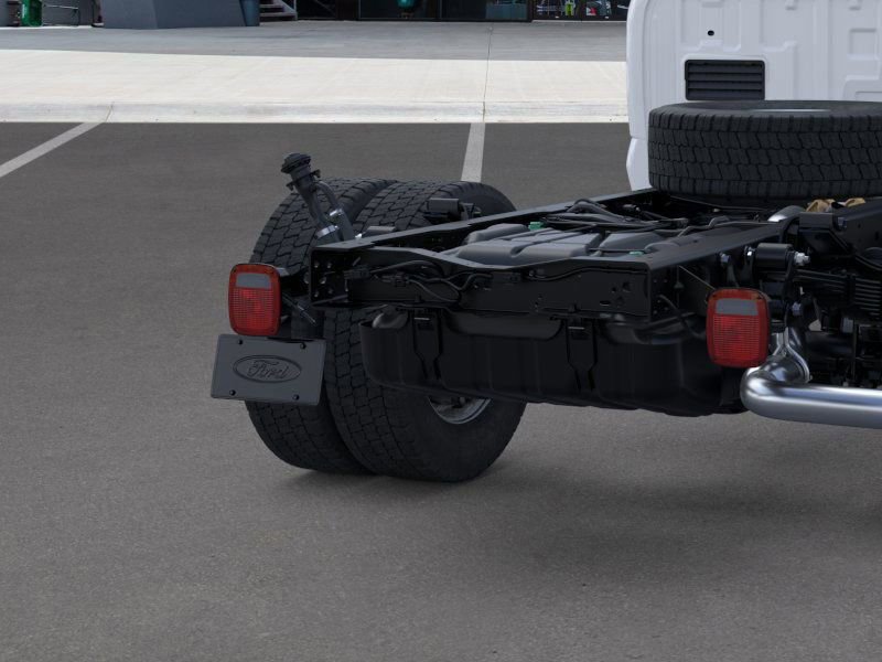 New 2025 Ford F550 4x4 Crew Cab Super Duty w/ XL Chrome Package image 21