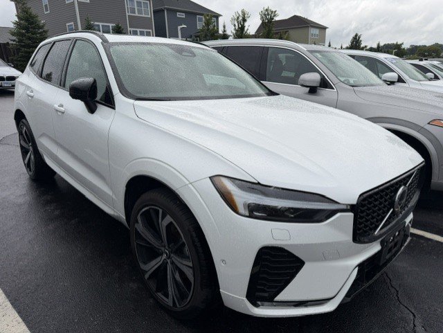 Used 2024 Volvo XC60 B5 Ultimate w/ Climate Package