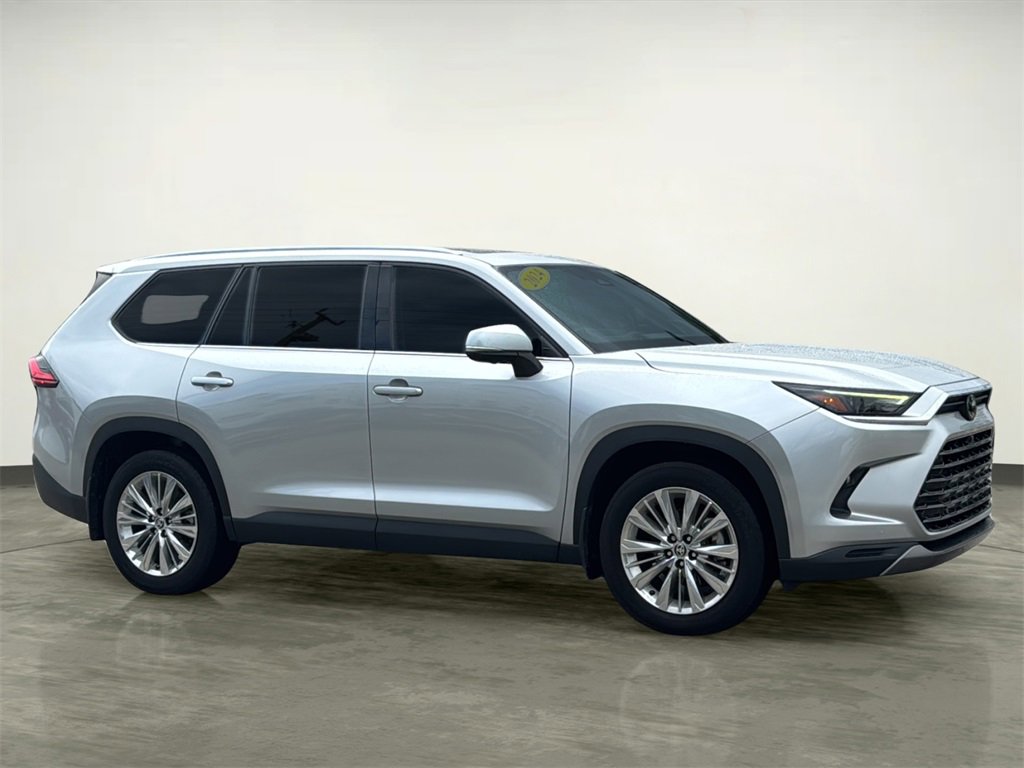 Used 2024 Toyota Grand Highlander XLE image 16