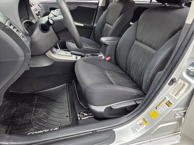 Used 2012 Toyota Corolla S image 14