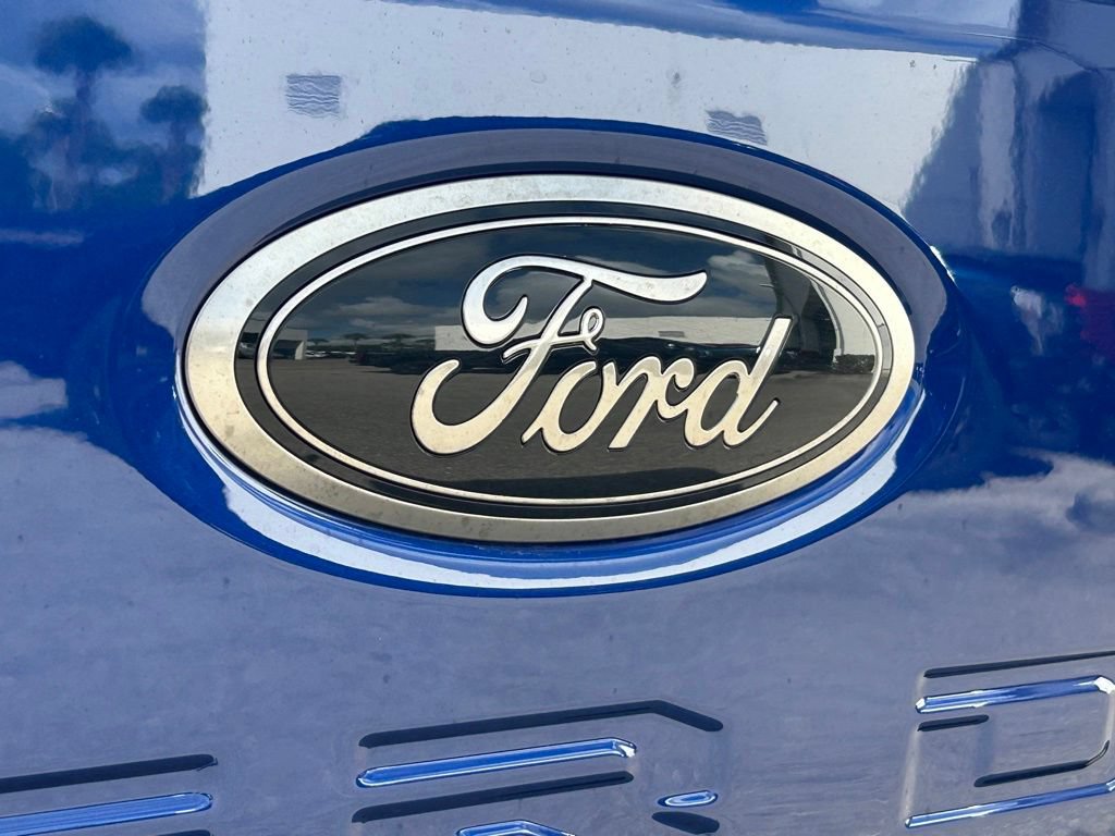 New 2026 Ford F250 Lariat w/ Black Appearance Package AWD/4WD image 28