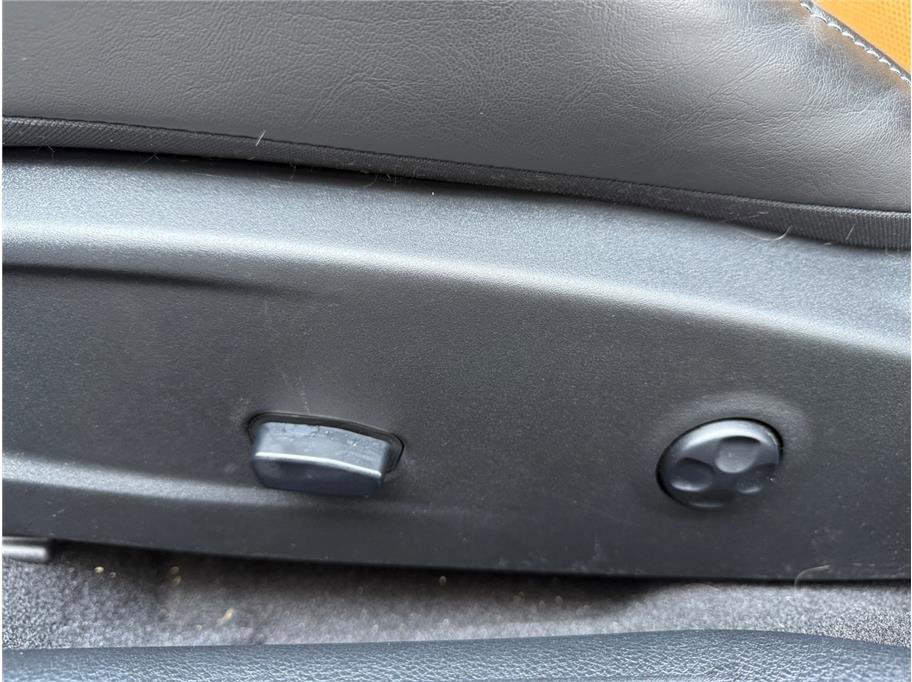 Used 2021 Dodge Challenger R/T Scat Pack w/ Dynamics Package image 32