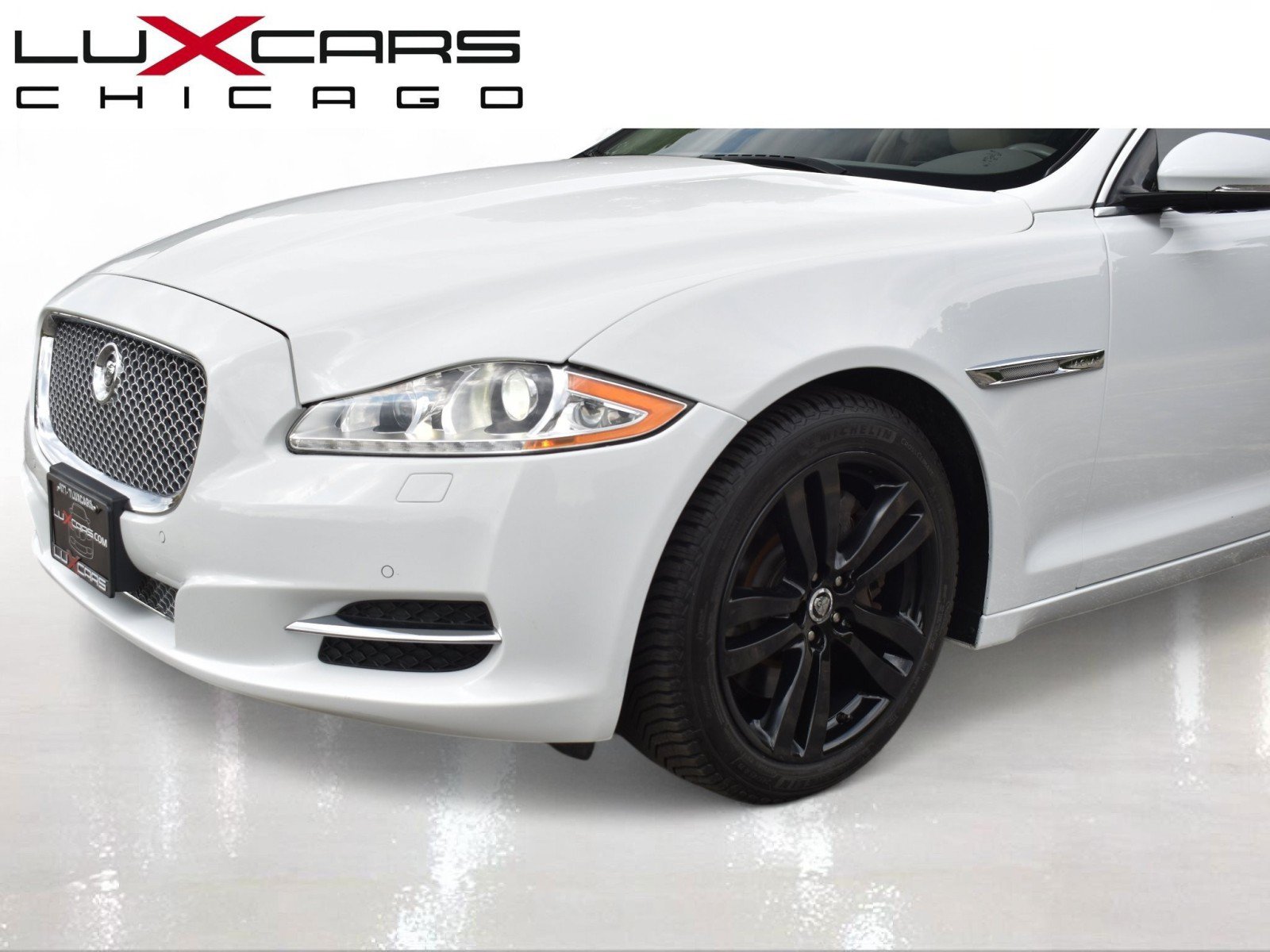 Used 2011 Jaguar XJ L RWD image 6
