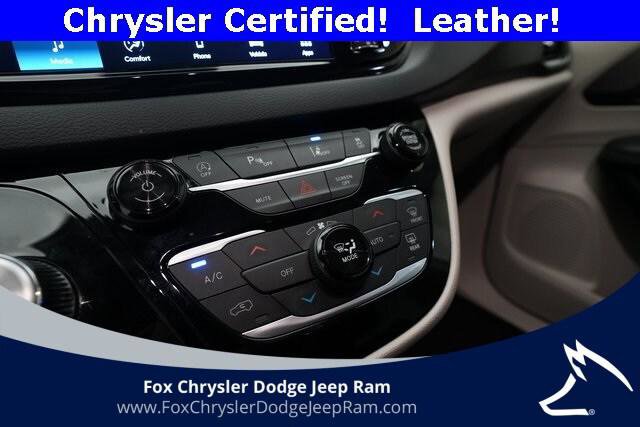Certified 2024 Chrysler Pacifica Touring-L image 21