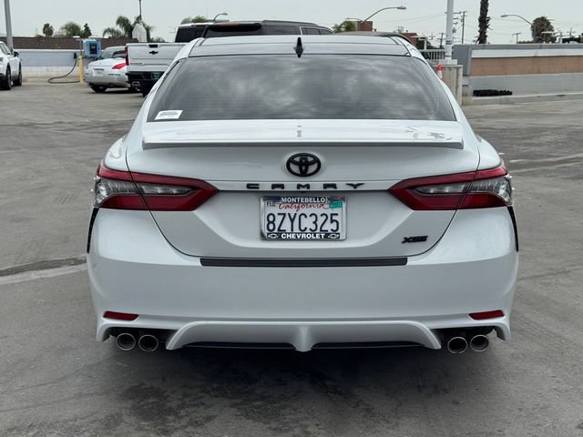 Used 2022 Toyota Camry XSE FWD image 3