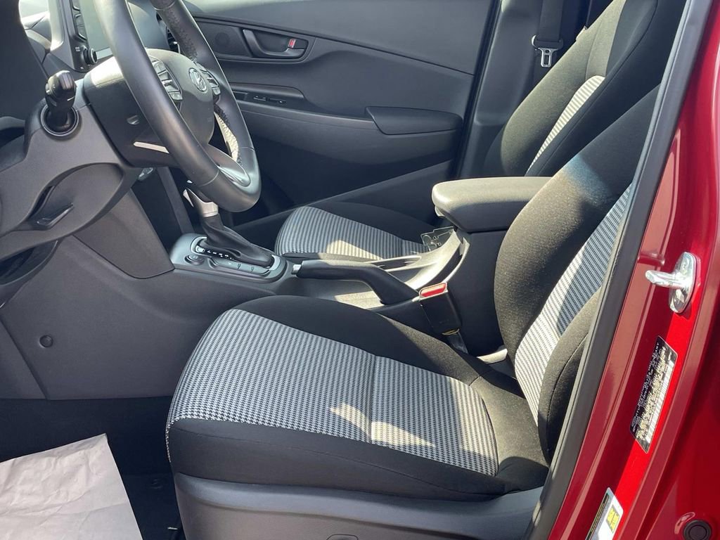 Used 2021 Hyundai Kona SEL Plus image 17