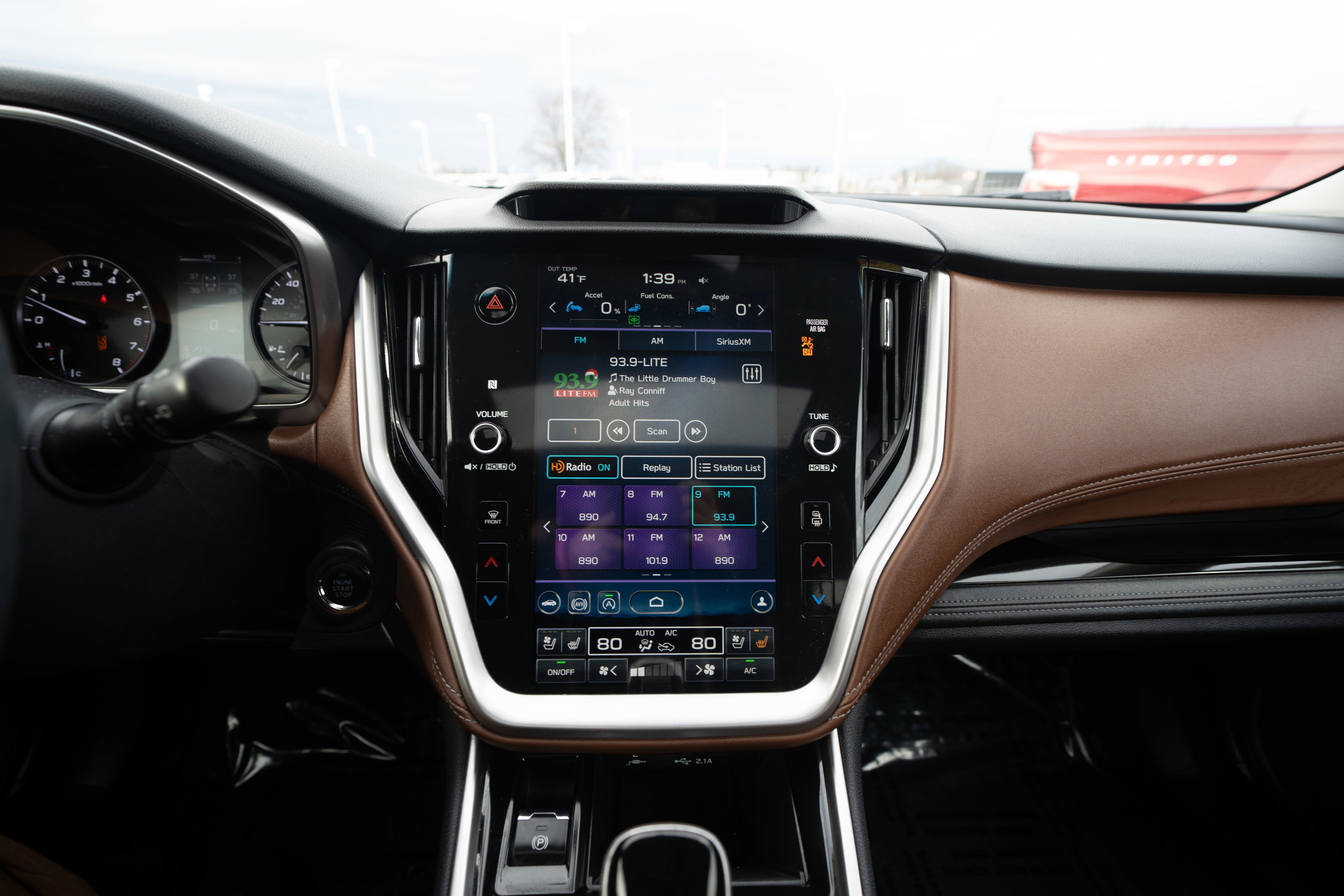 Used 2021 Subaru Outback Touring w/ Popular Package #2 image 17