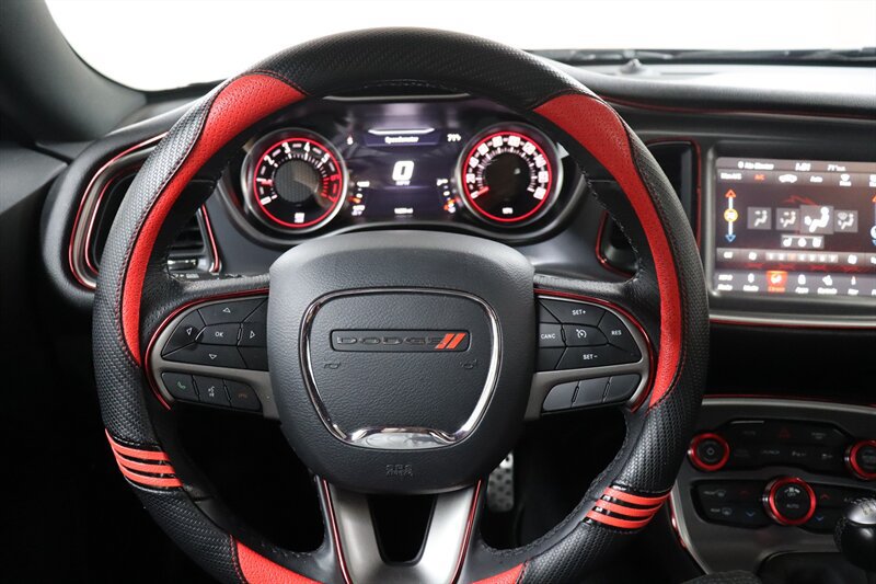 Used 2019 Dodge Challenger R/T Scat Pack w/ Plus Package RWD image 10