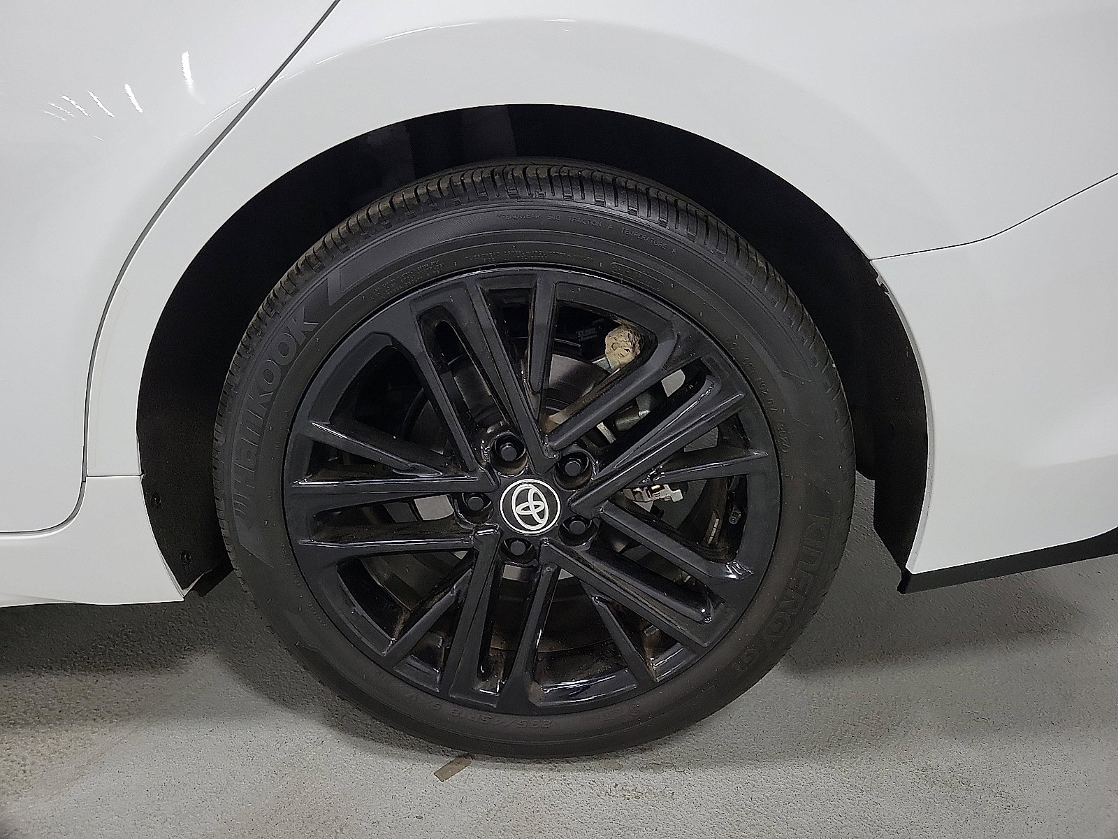 Certified 2025 Toyota Camry SE w/ Convenience Package image 8