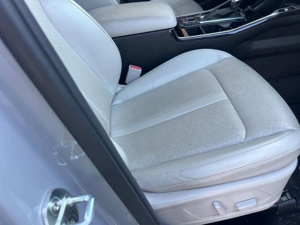 Used 2022 Kia Sorento SX image 24