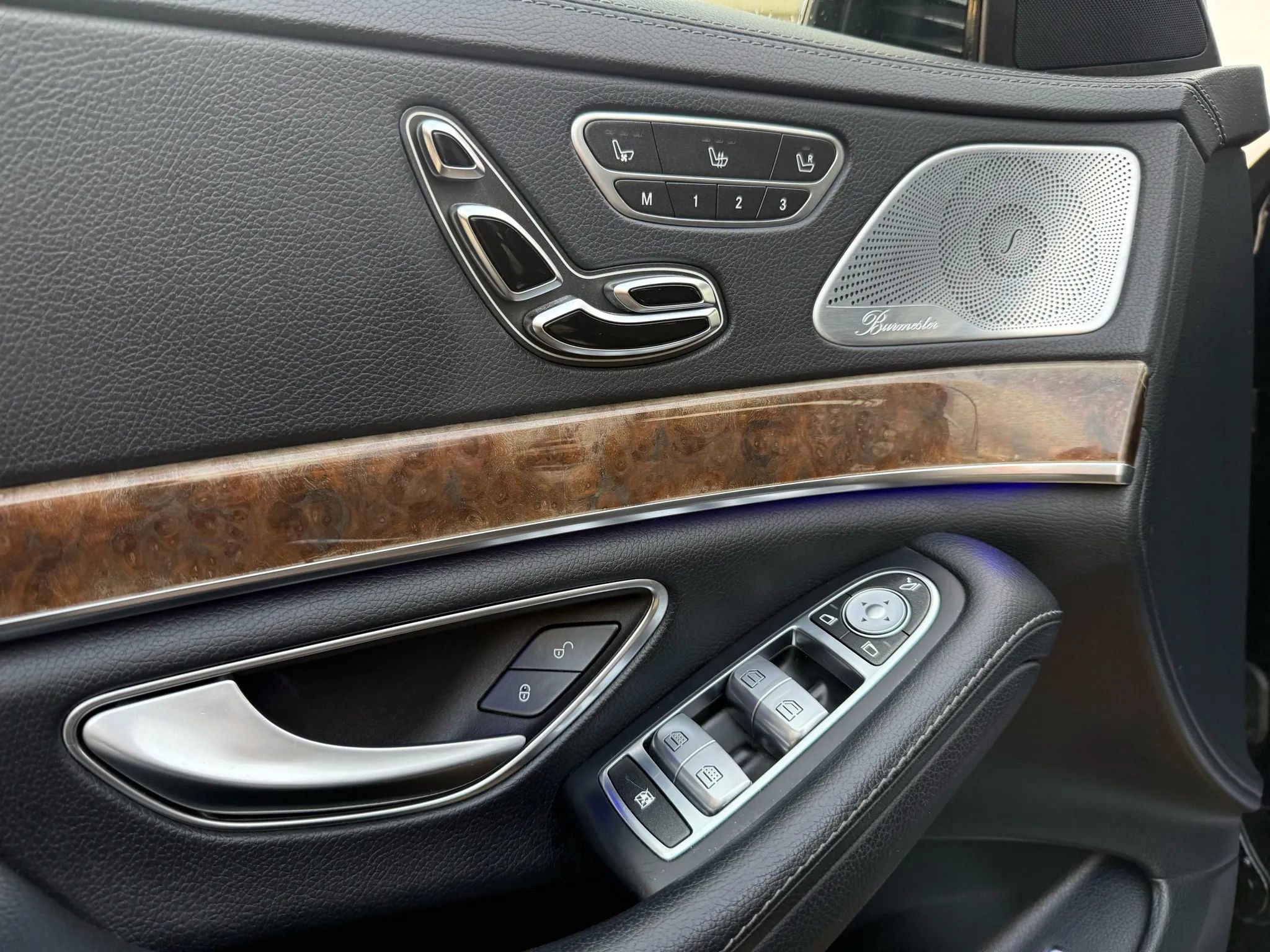 Used 2015 Mercedes-Benz S 550 4MATIC Sedan image 21