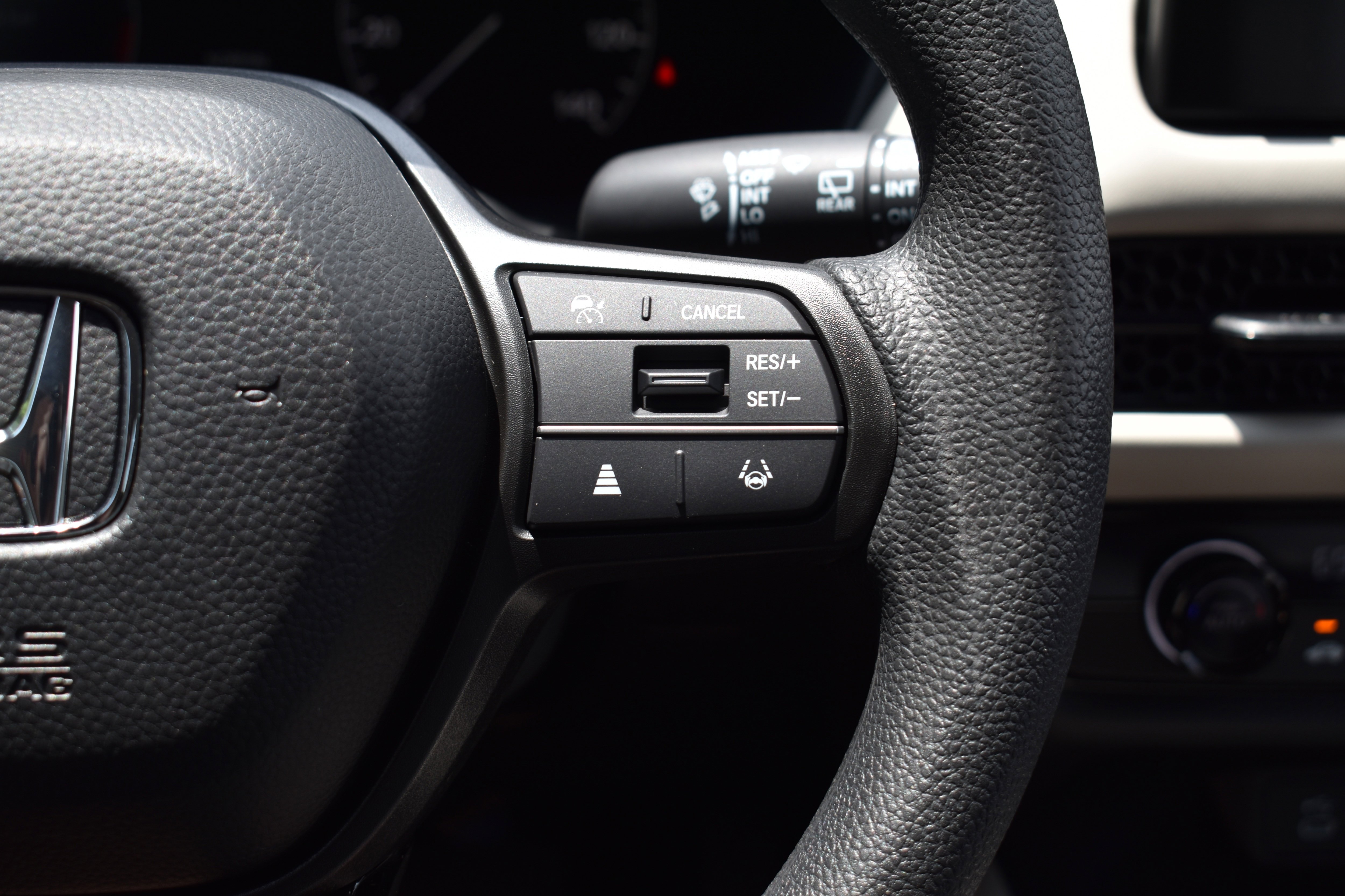 New 2026 Honda HR-V LX image 18