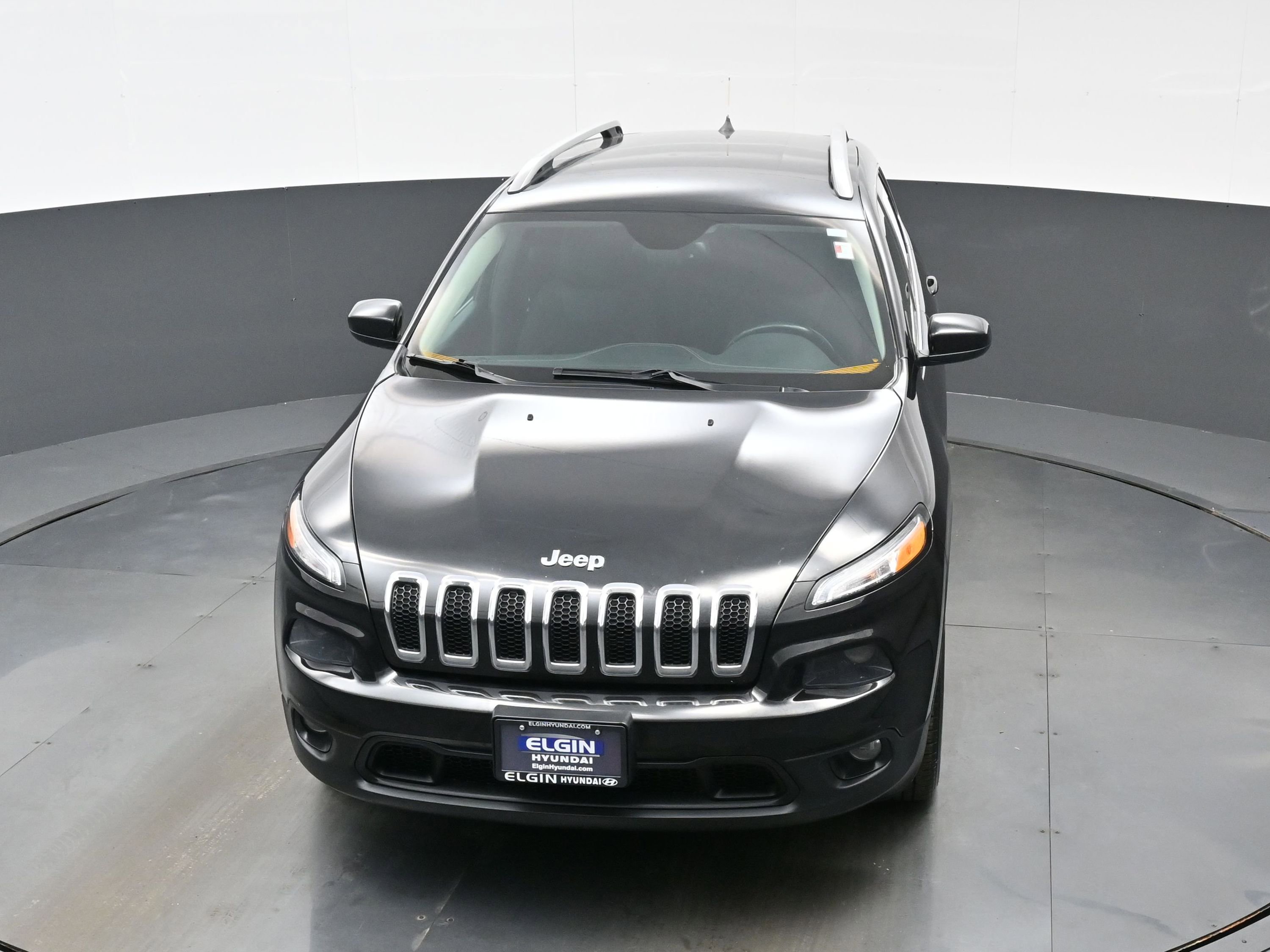 Used 2016 Jeep Cherokee Latitude w/ Comfort/Convenience Group image 39