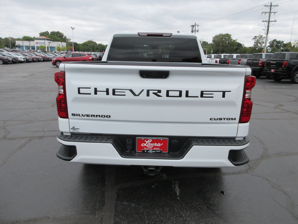 Certified 2022 Chevrolet Silverado 1500 Custom w/ LPO, Dark Essentials Package RWD image 6