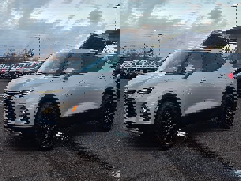 Used 2022 Chevrolet Blazer LT image 1