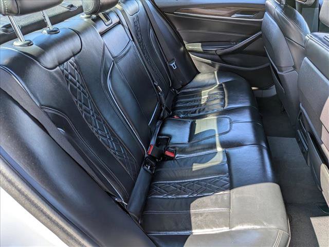 Used 2018 BMW 540i image 21
