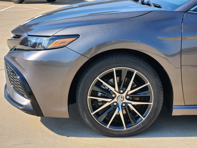 Used 2023 Toyota Camry SE FWD image 8