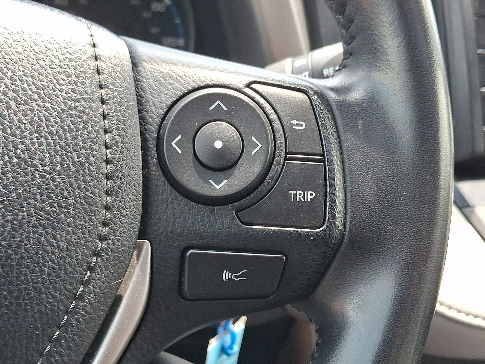 Used 2017 Toyota RAV4 XLE w/ All Weather Liner Package AWD/4WD image 23