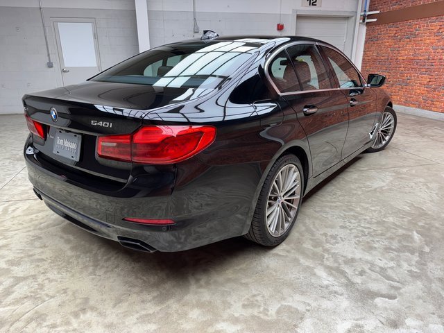 Used 2018 BMW 540i xDrive w/ Luxury Seating Package image 5