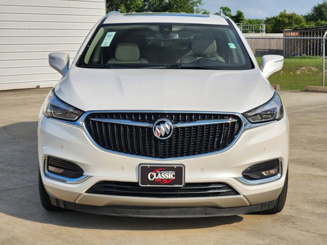 Used 2018 Buick Enclave Premium w/ LPO, Hit The Road Package FWD image 2